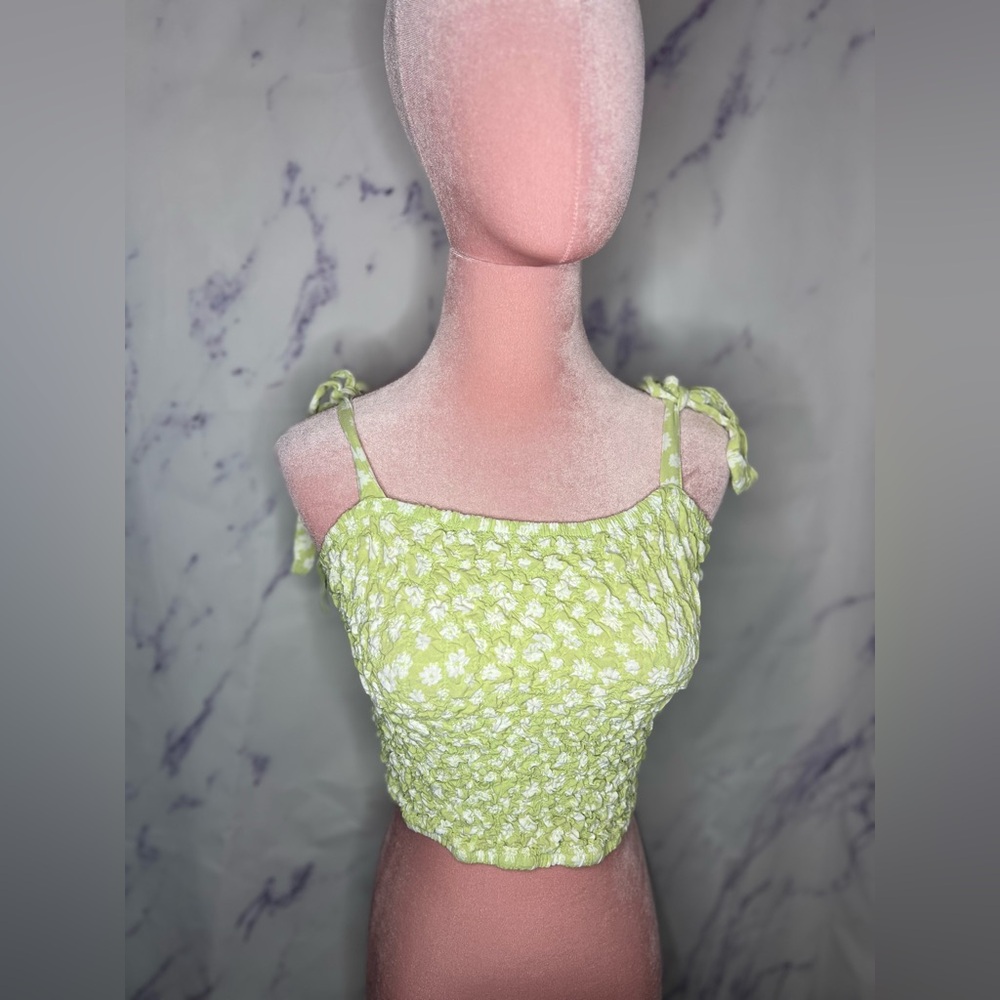 Kendal & Kylie Lime Green Cropped Scrunched Sz S
